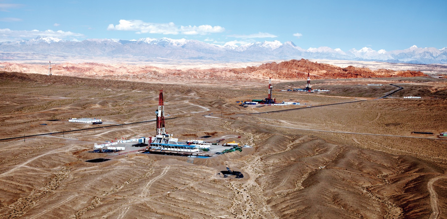 ����ľ����ӿ�����ɽ��Ȼ����̽��������